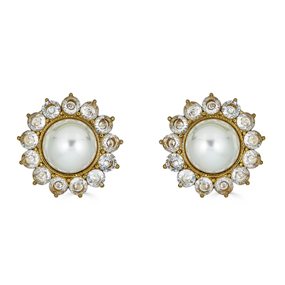 Inaaya Stud Earrings in Pearl