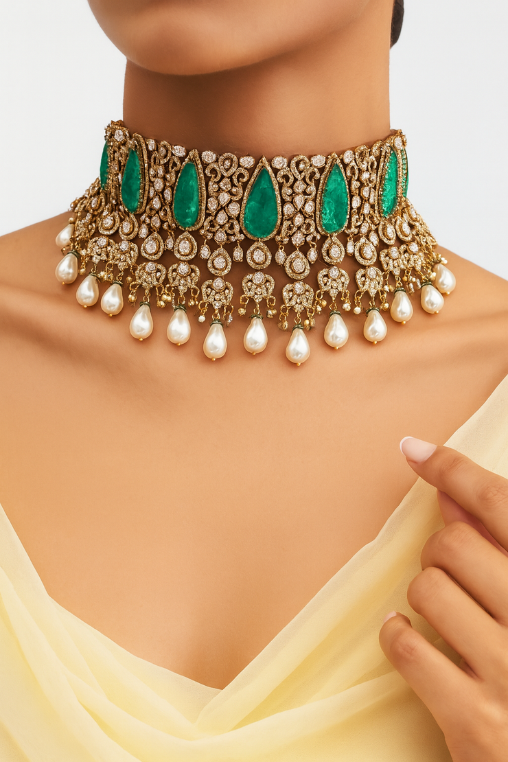 Emerald Zephyra Choker Set