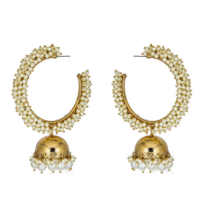 Kalnisha Earrings in Pearl
