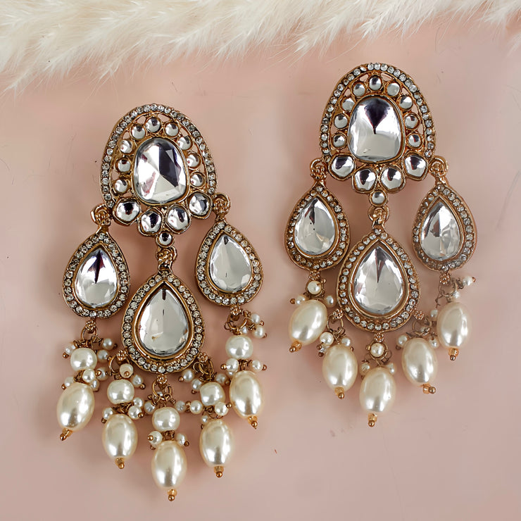 Noorbaanu Earrings