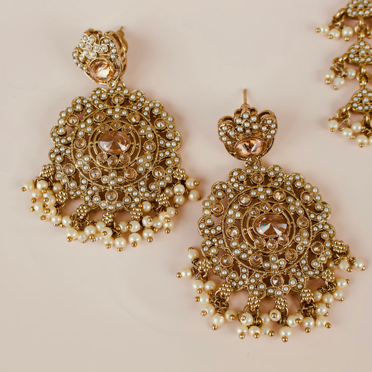 Maryam Cascade Necklace Set in Gold