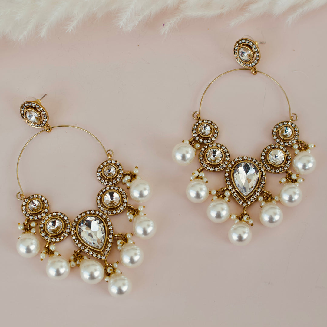 Jiyana Pearly Drop Earrings – BLOSSOM BOX JEWELRY