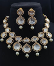 Vamika Uncut Kundan Necklace Set