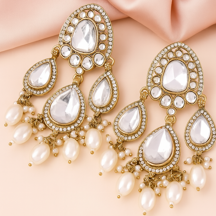 Noorbaanu Earrings