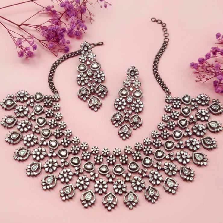 Vashti Necklace Set