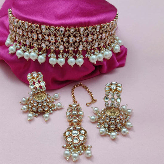 ILINA ROYAL KUNDAN CHOKER SET