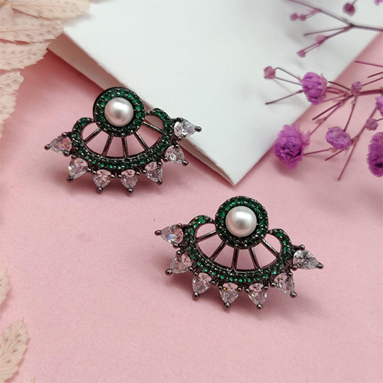 Radha Emerald Earrings